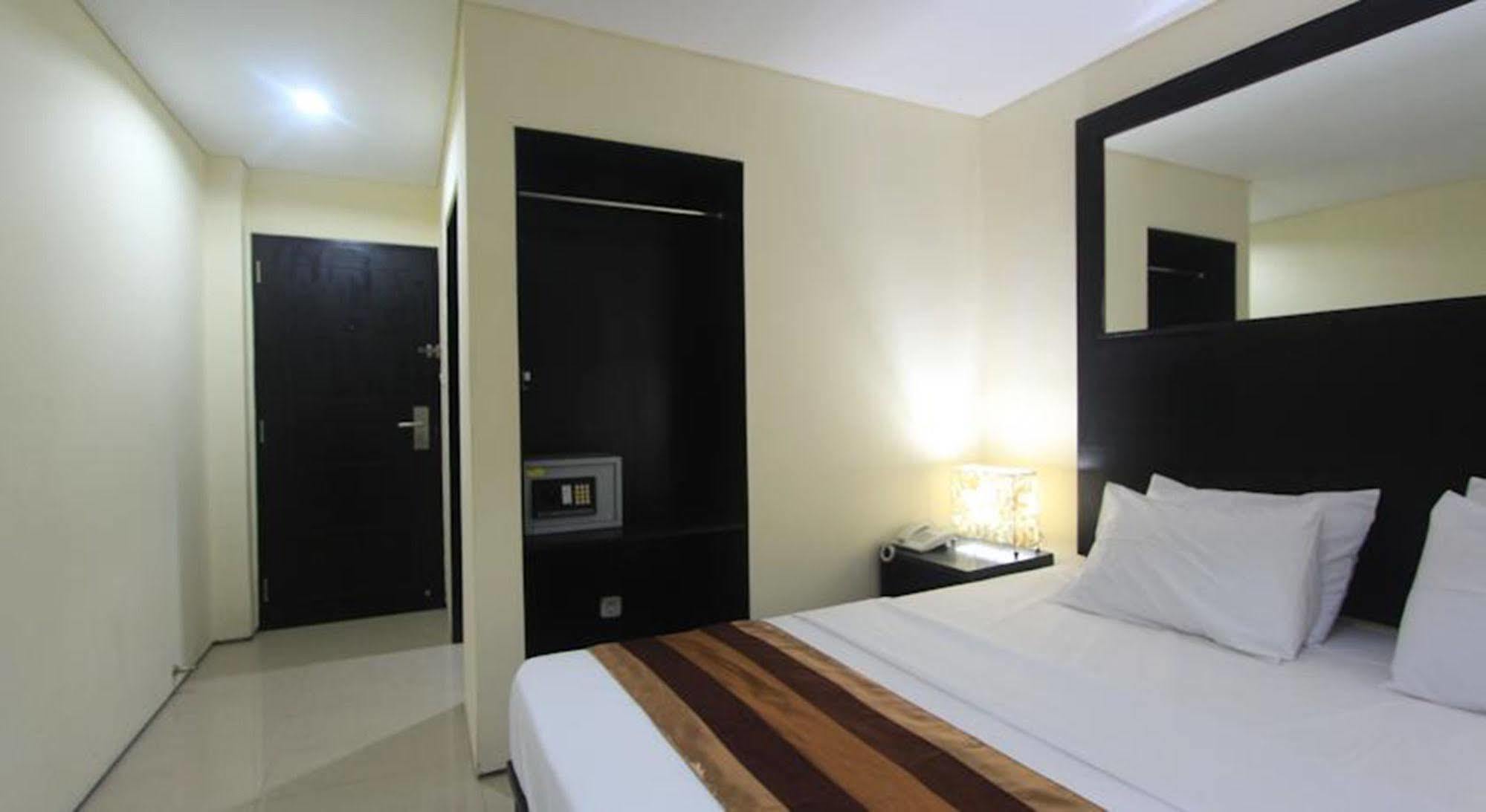 Airport Kuta Hotel And Residences Tuban Zewnętrze zdjęcie